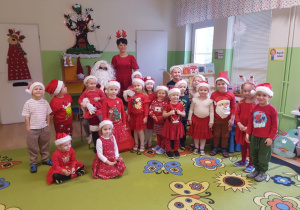 Zdjęcie grupowe z Mikołajem